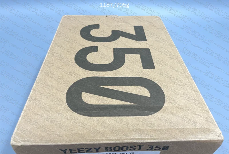 Yeezy Boost 350 V2 Cloud White 8