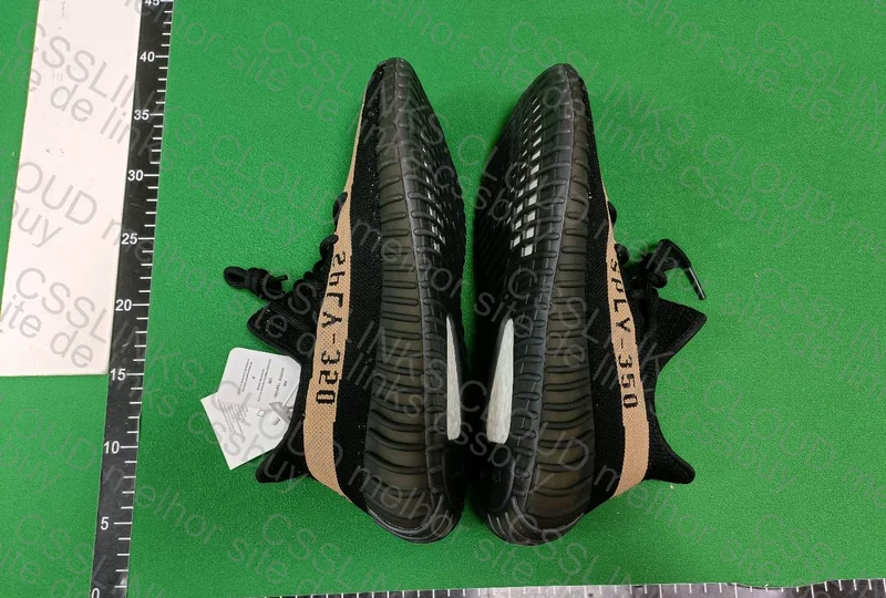 YEEZY BOOST 350 V2 COPPER 4
