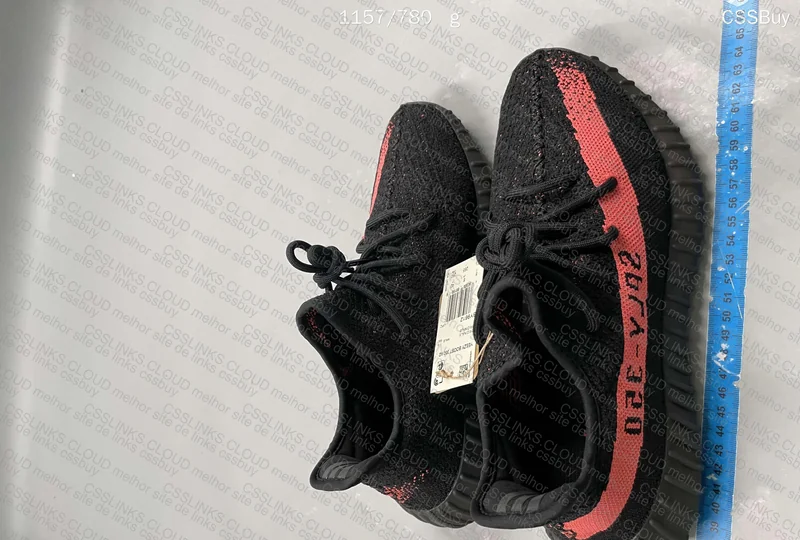 Yeezy Boost 350 v2 Core Black Red
