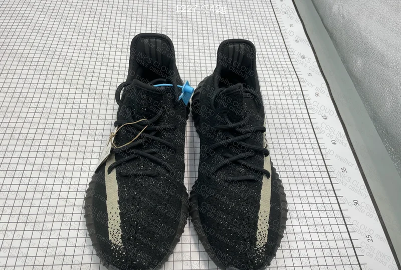 Yeezy Boost 350 v2 Core Black White 3