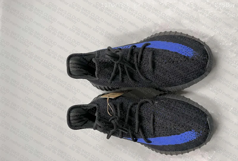Yeezy Boost 350 V2 Dazzling Blue 3