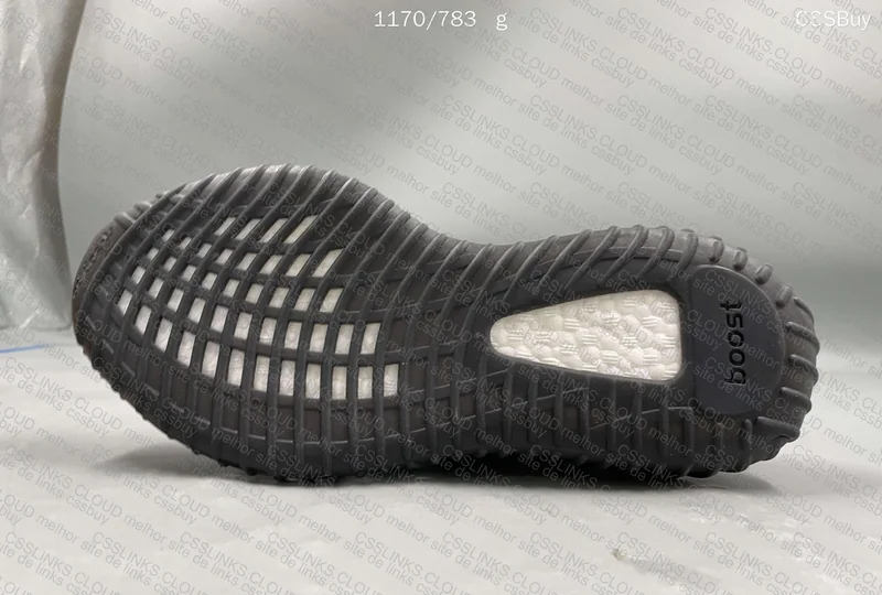 Yeezy Boost 350 V2 Dazzling Blue 7