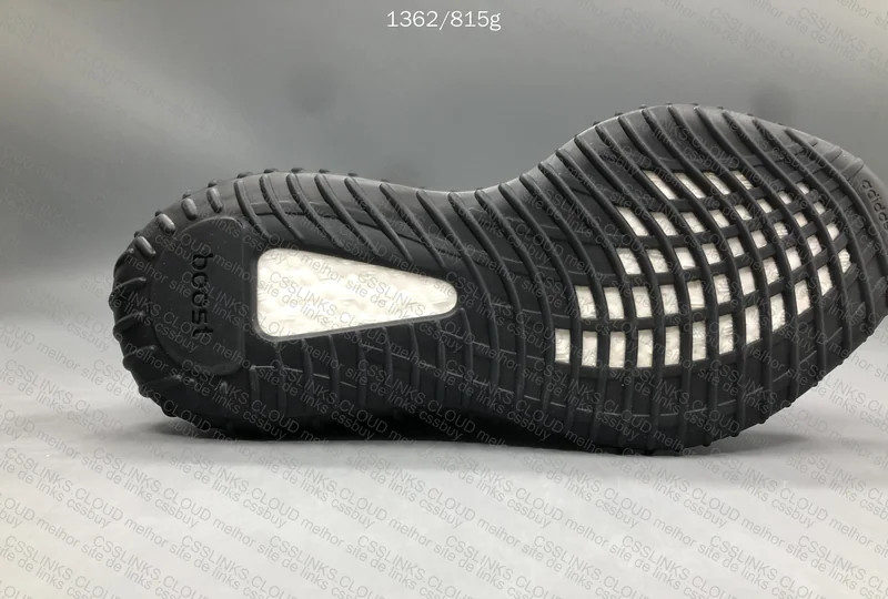 yeezy boost 350 v2 onyx 7