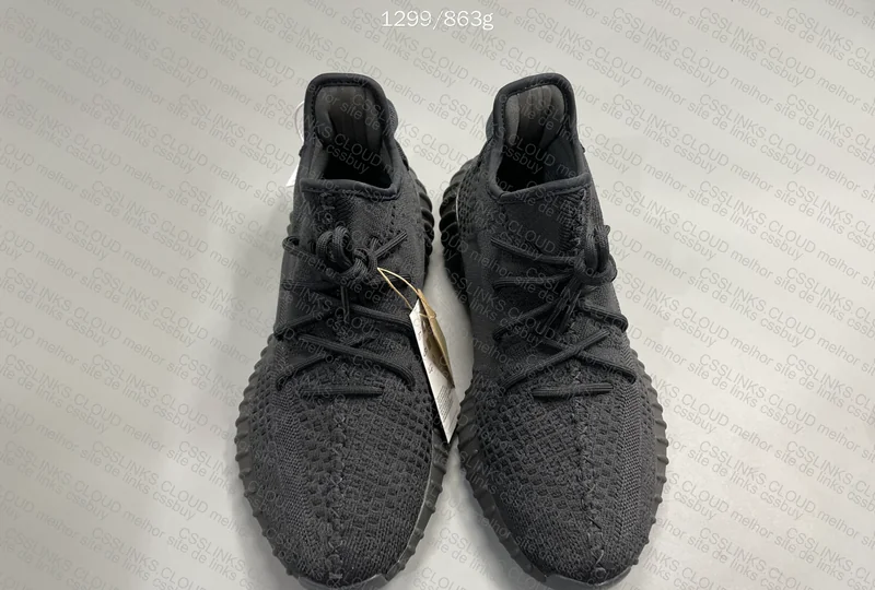 Yeezy Boost 350 V2 Onyx