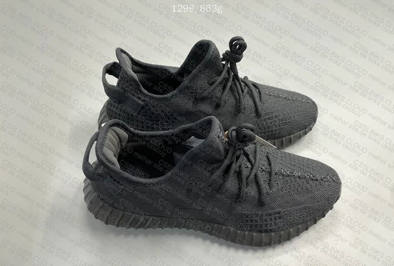Yeezy Boost 350 V2 Onyx 3