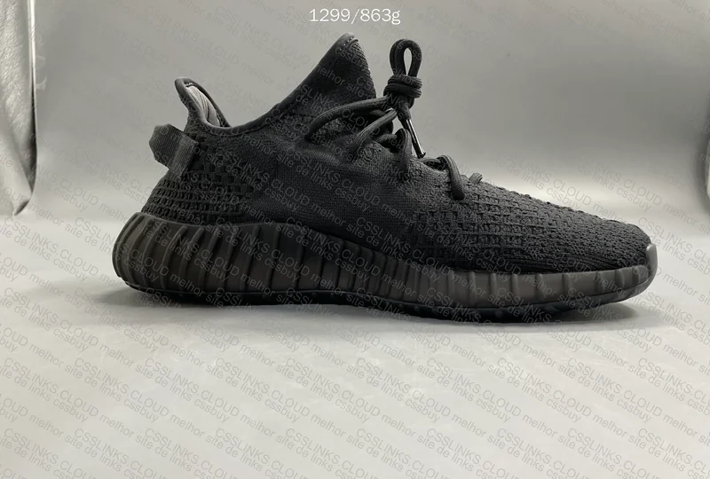 Yeezy Boost 350 V2 Onyx 8