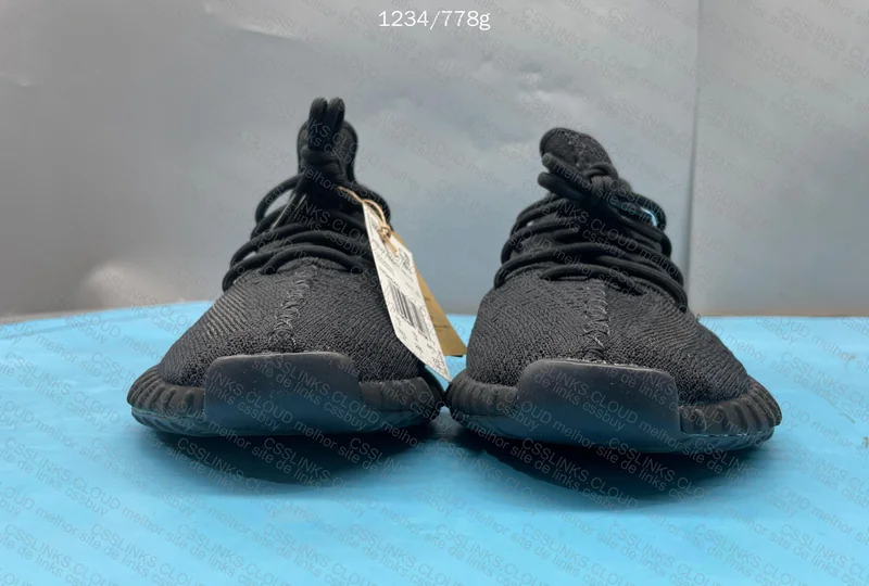 Yeezy Boost 350 V2 Onyx 2