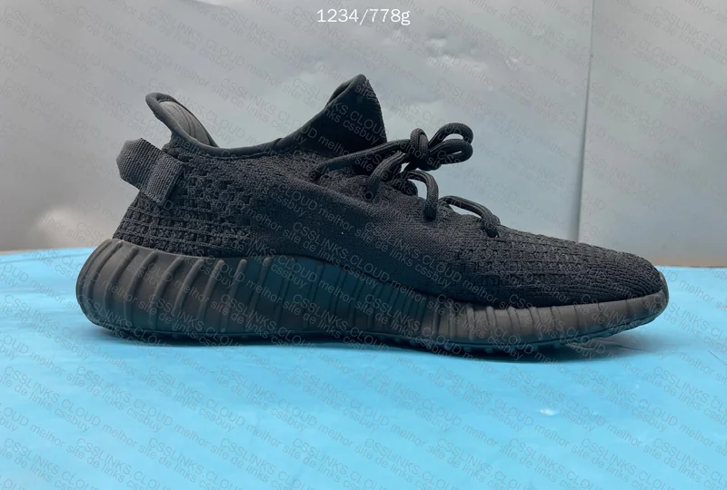 Yeezy Boost 350 V2 Onyx 5