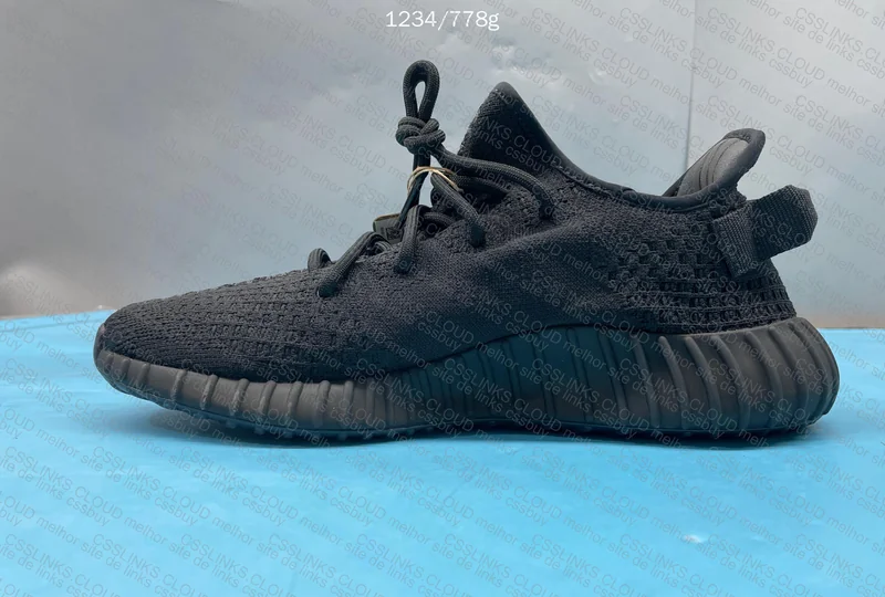 Yeezy Boost 350 V2 Onyx 7