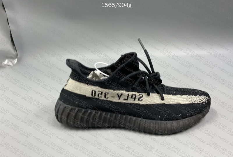 Yeezy Boost 350 V2 OREO 5