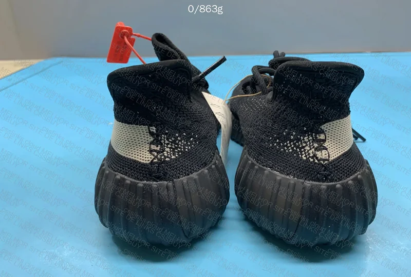 Yeezy Boost 350 V2 Oreo Blind Box 3