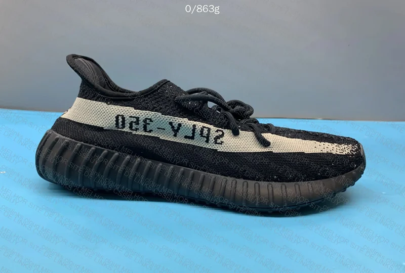 Yeezy Boost 350 V2 Oreo Blind Box 4