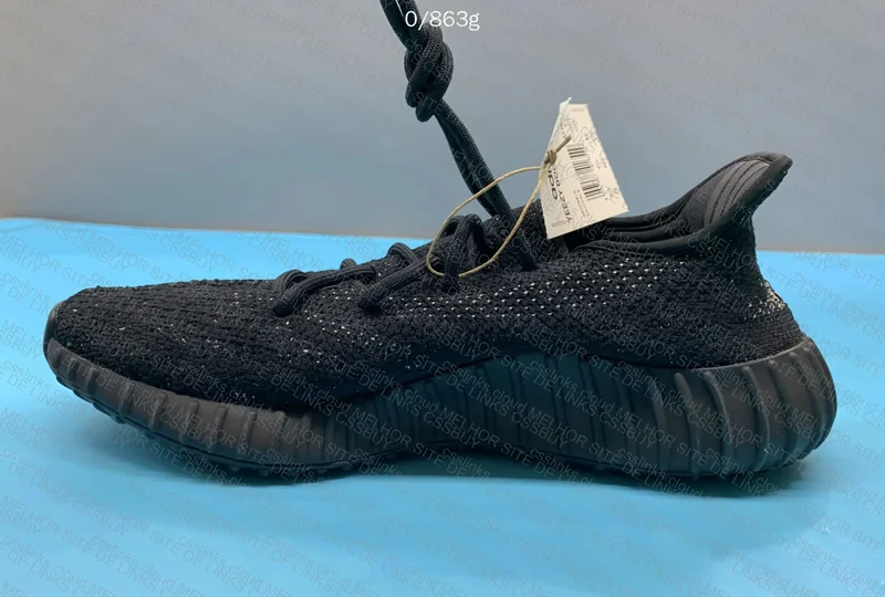 Yeezy Boost 350 V2 Oreo Blind Box 5