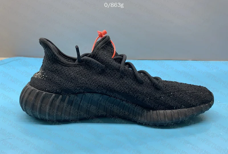 Yeezy Boost 350 V2 Oreo Blind Box 7
