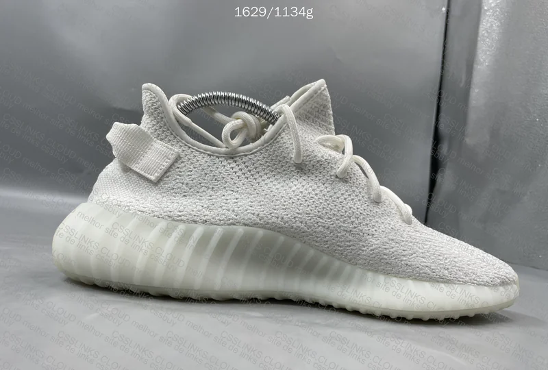 Yeezy Boost 350 V2 Triple White 3