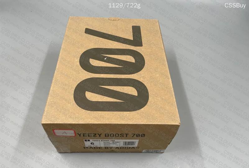 Yeezy Boost 700 - Inertia 7