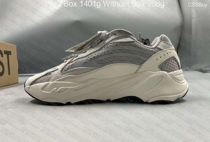 Yeezy Boost 700 v2 Static 4