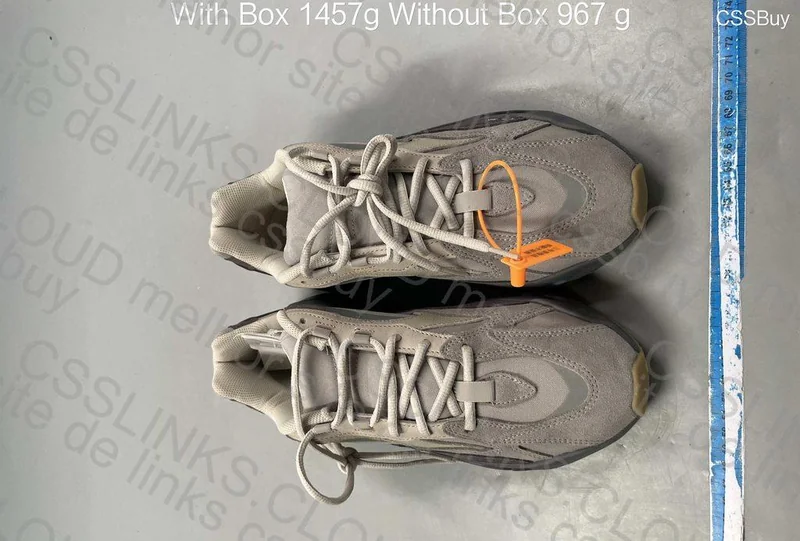 Yeezy Boost 700 v2 Tephra 11
