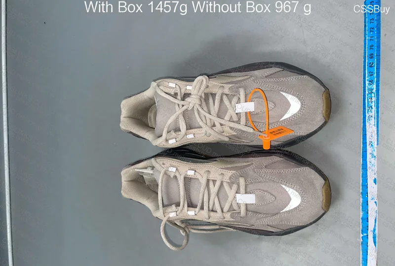 Yeezy Boost 700 v2 Tephra 3