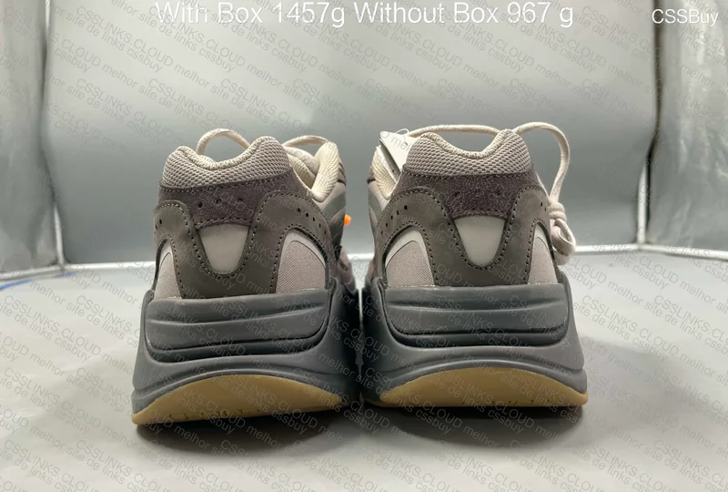 Yeezy Boost 700 v2 Tephra 8
