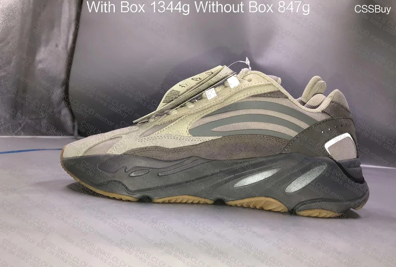 YEEZY BOOST 700 V2 TEPHRA 99Y 5