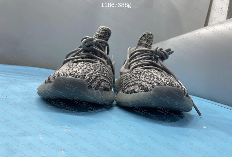 Yeezy Boost V2 350 Beluga 2