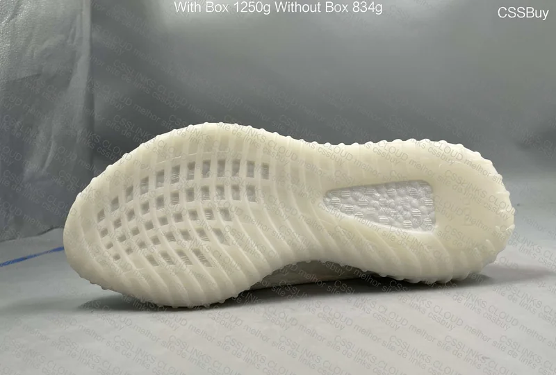 yeezy cream white 9