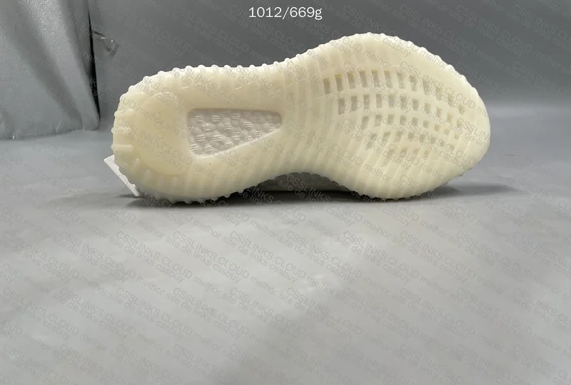 yeezy cream white 3