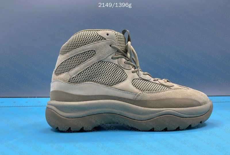 Yeezy desert boots 4