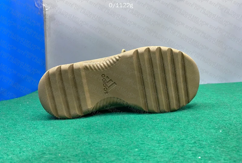 Yeezy Desert Boots 4