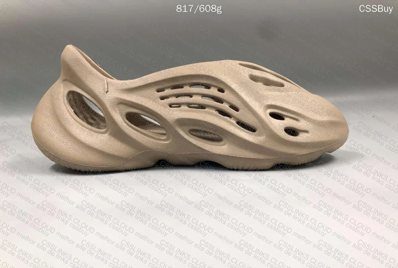 Yeezy Foam LW 4