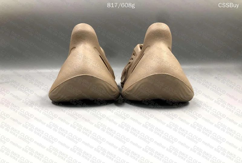 Yeezy Foam LW 6