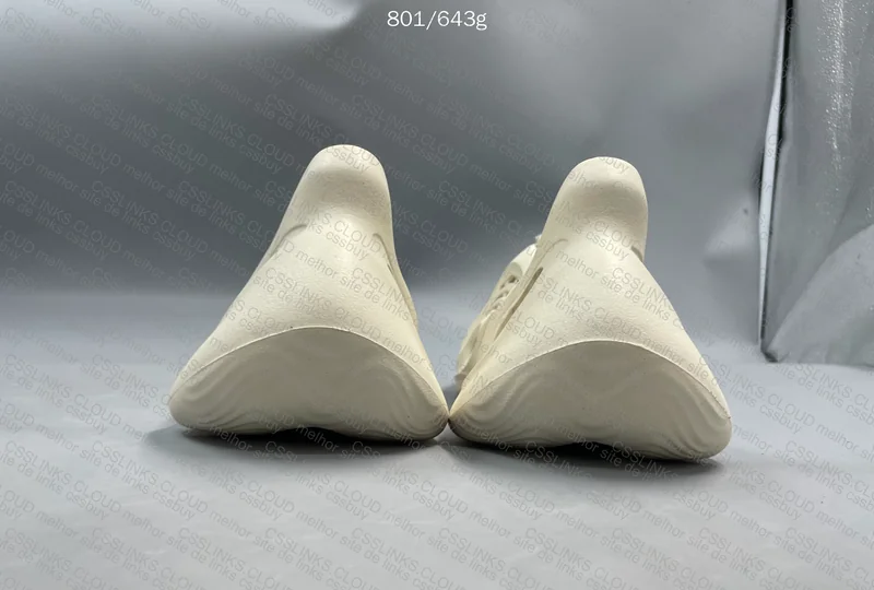 Yeezy Foam RNNR Ararat 5