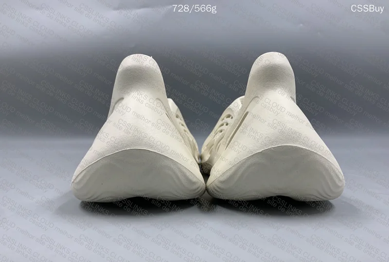 Yeezy Foam Runner 5