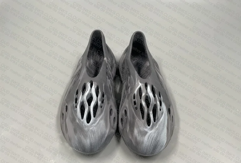 Yeezy Foam Runner