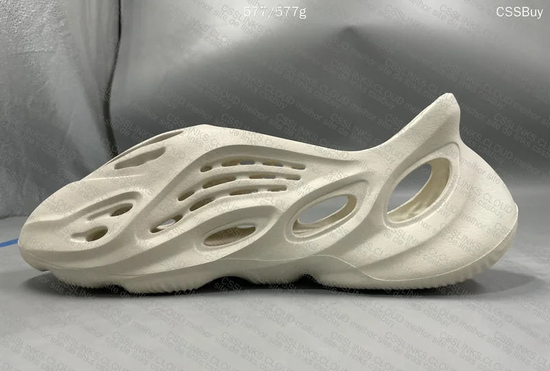 Yeezy Foam Runner 6
