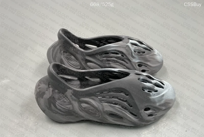 Yeezy Foam Runner