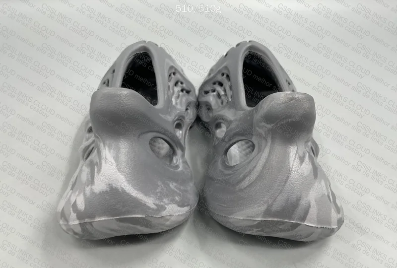 yeezy foam runner 2