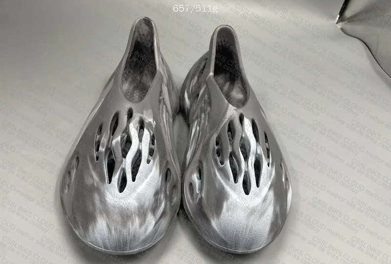 yeezy foam runner