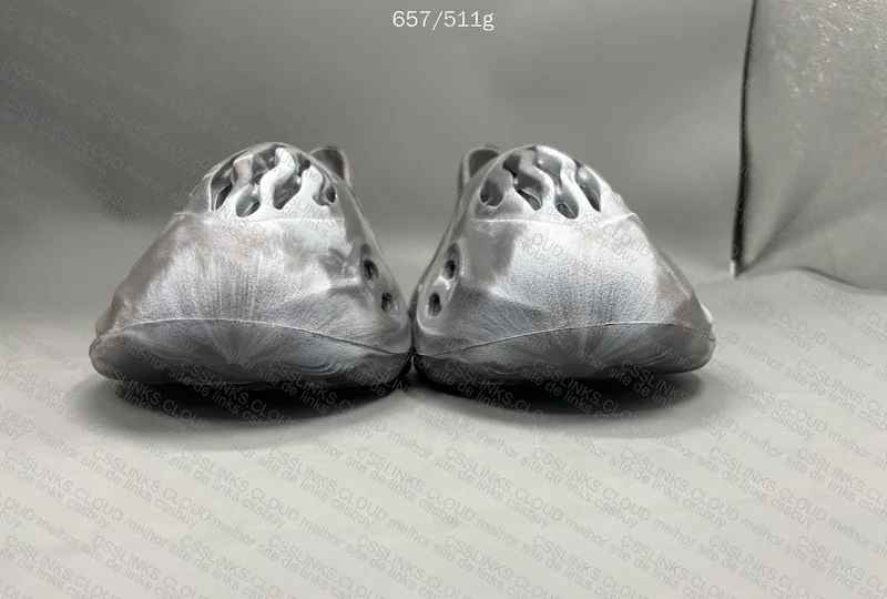 yeezy foam runner 3