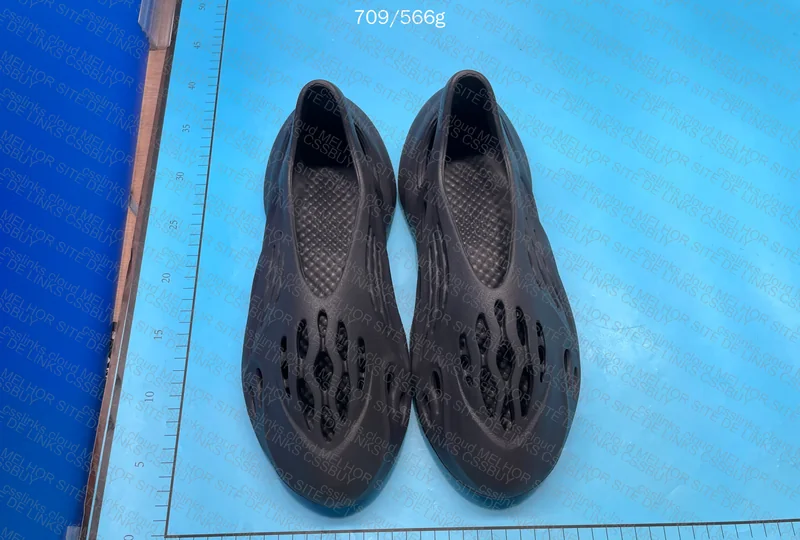 yeezy foam runner 2