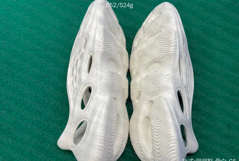 Yeezy Foam Runner 7