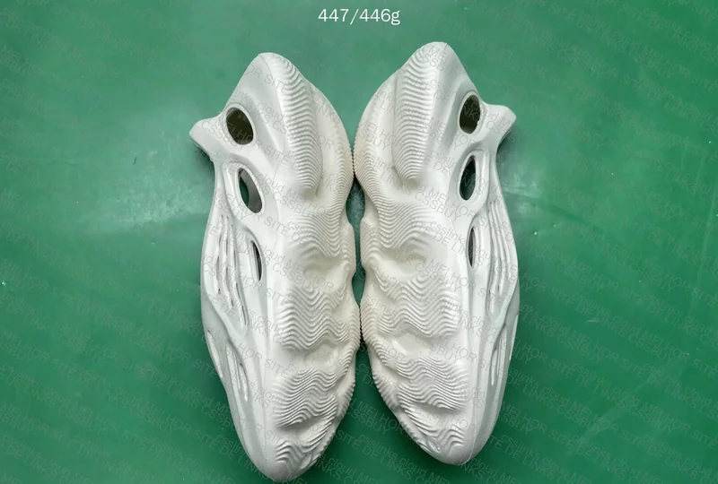 yeezy foam runner 5