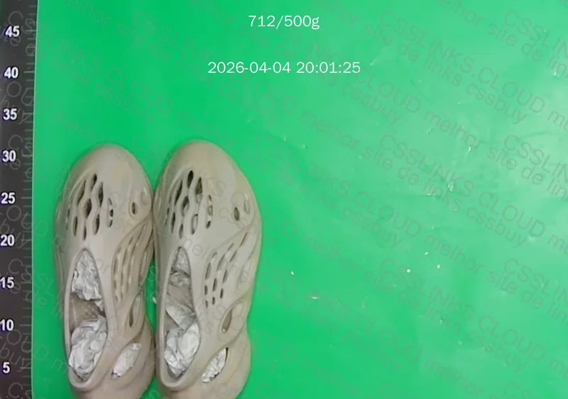 Yeezy Foam Runner 3