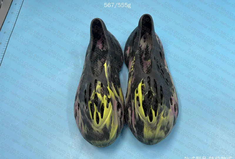 Yeezy Foam Runner Blind Box