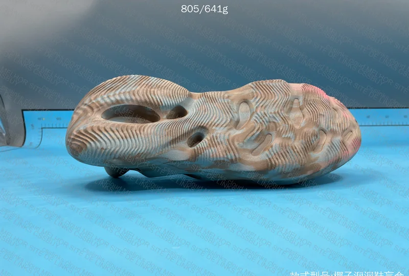 YEEZY FOAM RUNNER BLIND BOX