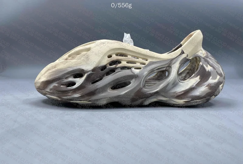 Yeezy Foam Runner (Here We Go) 4