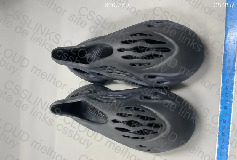 Yeezy Foam Runner (GL?) 2