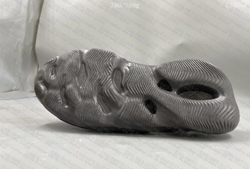 Yeezy Foam Runner Onyx 8