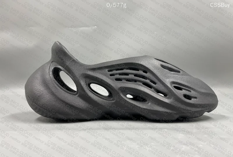 Yeezy Foam Runner - Is it GL? 3
